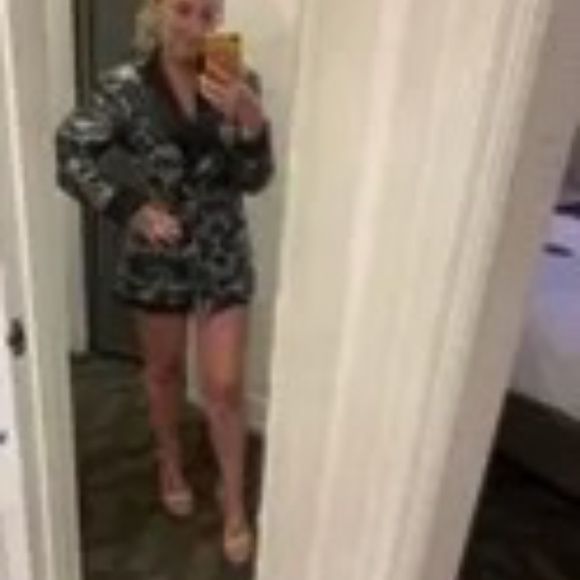 COPY - Rotate Rent the Runway Augustina Sequin blazer sz 8 $468 - Picture 6 of 8